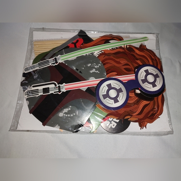 1970s-1980s Movie Series Inspired Themed Photo Booth Props New Open Container - Picture 7 of 10